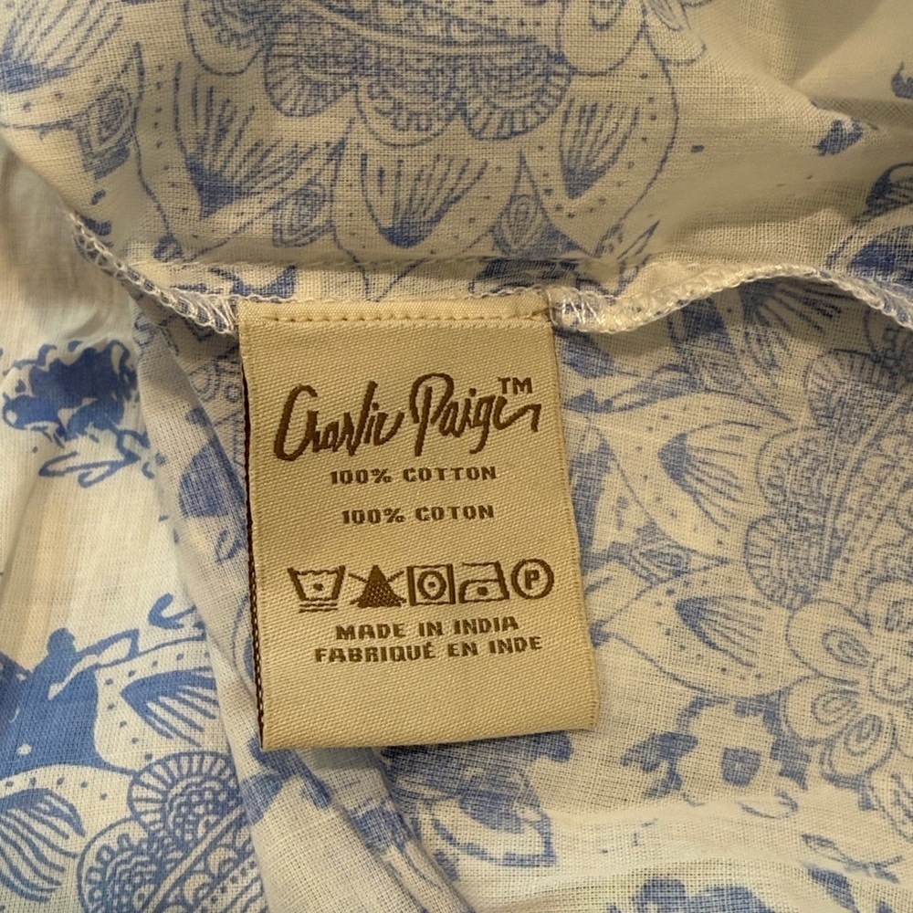 Charlie Paige Blue Paisley Cotton Blouse Medium NWT - Picture 8 of 9